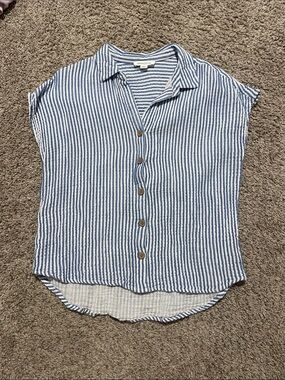 beachlunchlounge Blue and White Striped Button-Down Shirt